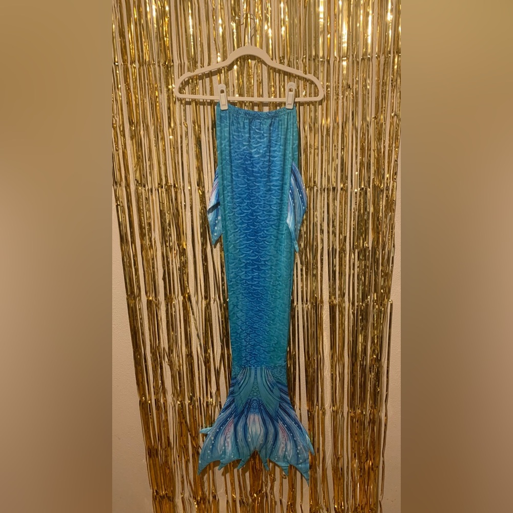 Girl’s Naughty Wizard mermaid tail for swim play.